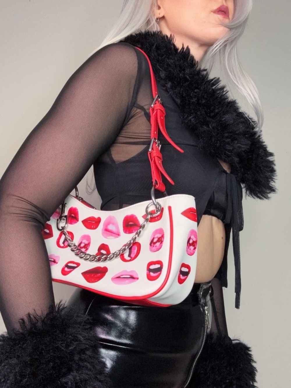 Kiss it Better Shoulder Bag